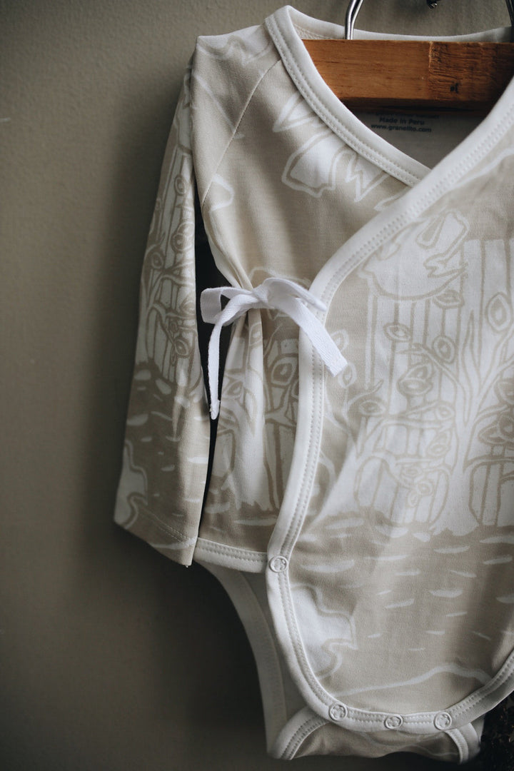 Kimono baby body with trees