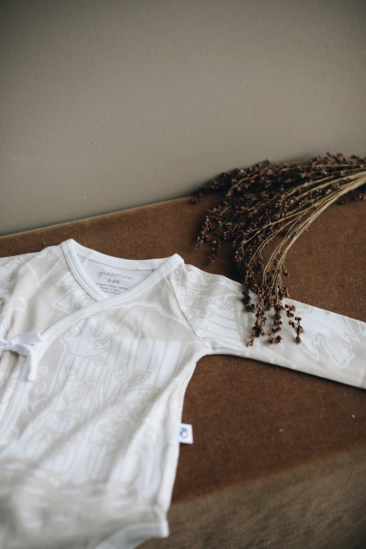 Kimono baby body with trees