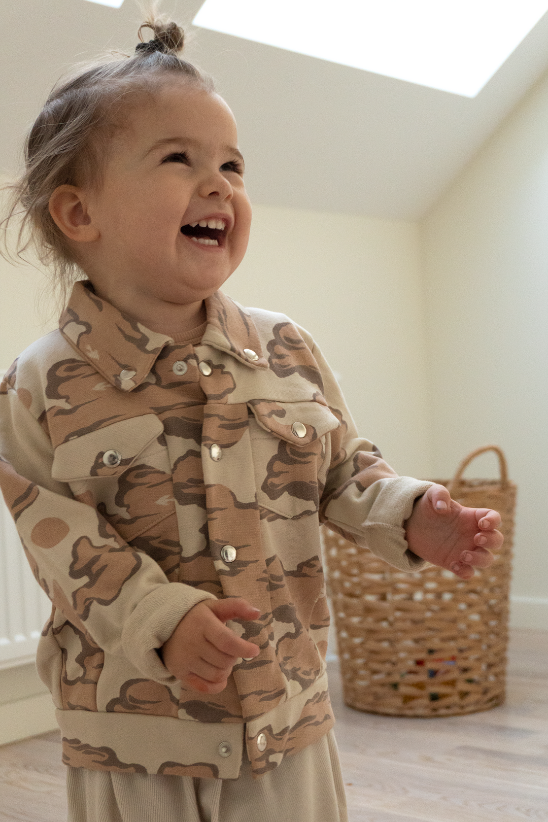 Veste en jersey avec nuages roses