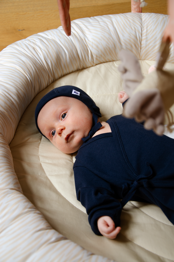 Bonnet marine côtelé pour bébé