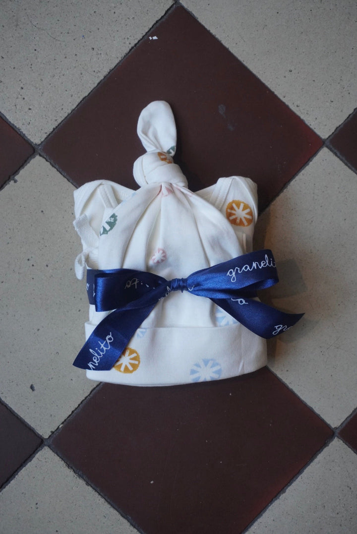 Organic Pima cotton baby bundle - snowflake